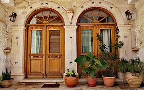 Ξενώνας Μυρτώ